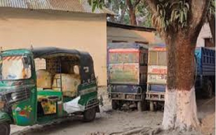 সাইকেল থেকে পড়ে প্রাণ গেল কিশোরের
